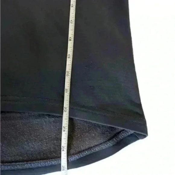 𝅺MOUNTAIN Equipment Co-op Mid Layer Top  Grey Good condition Women's size Small - Picture 9 of 11